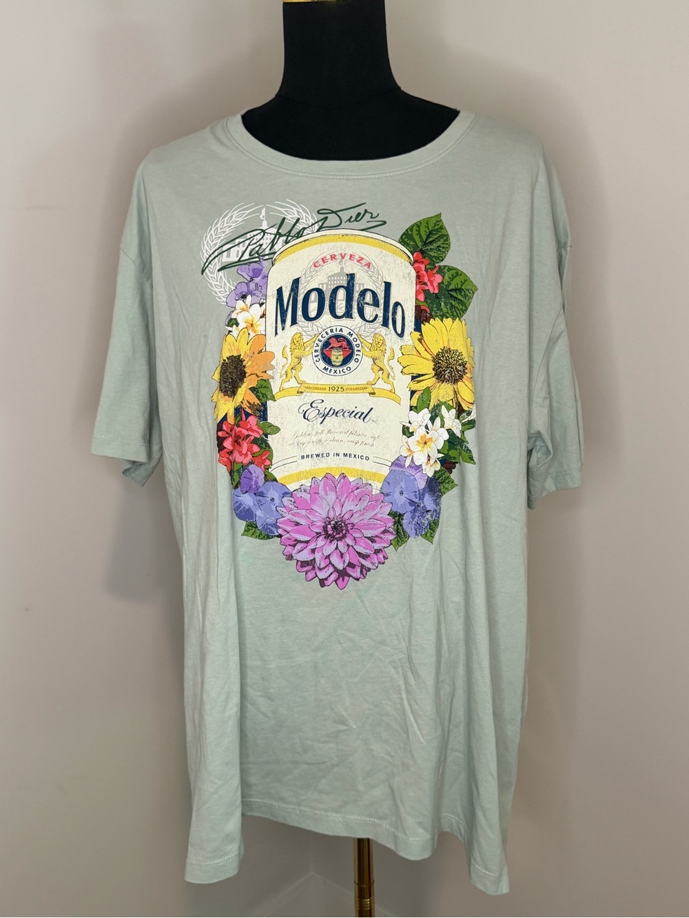 ModelCo (XL) Mint Green Modelo Logo Tee